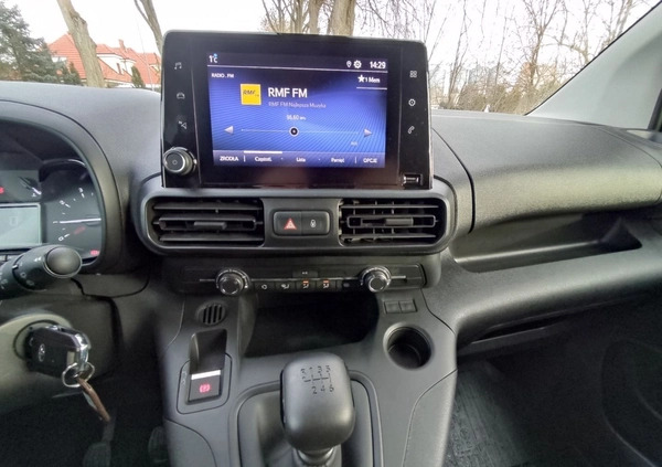 Toyota Proace City cena 119900 przebieg: 5629, rok produkcji 2022 z Cieszyn małe 154
